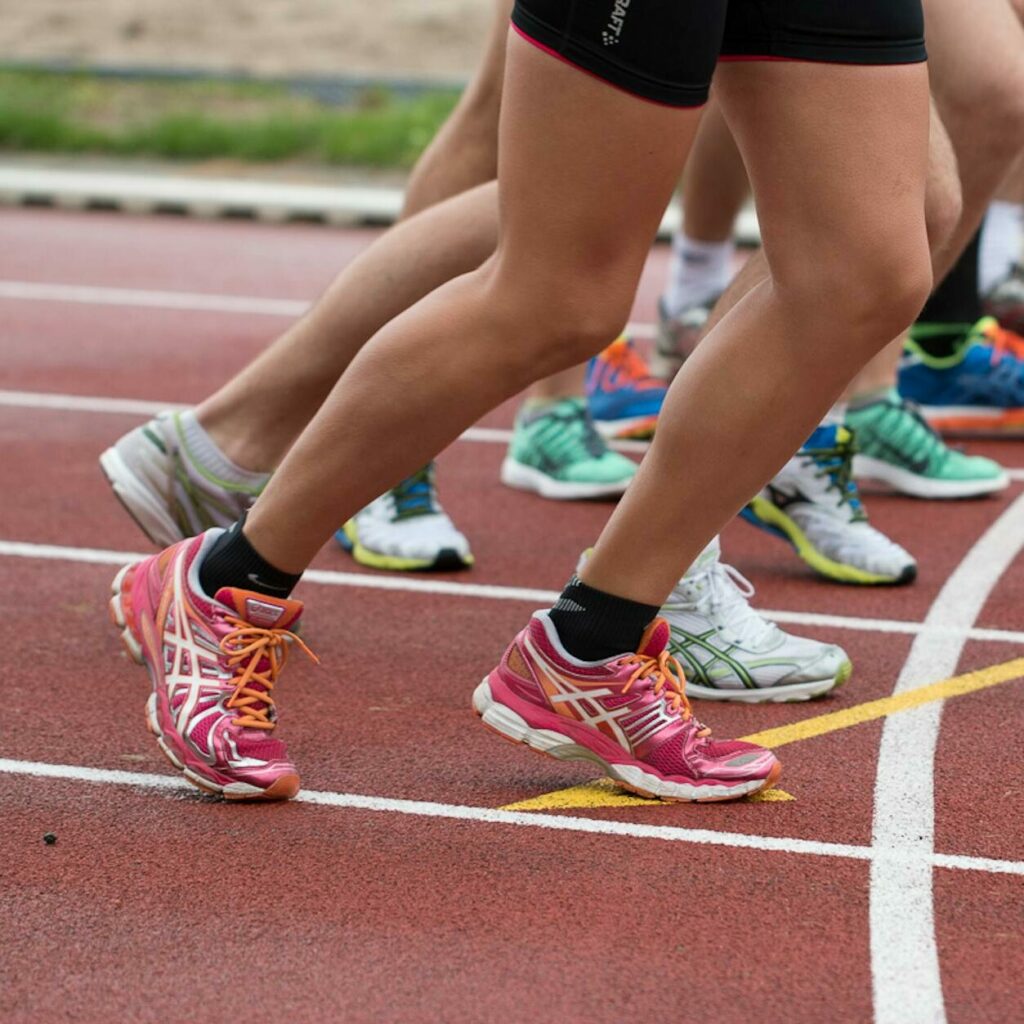 people doing marathon